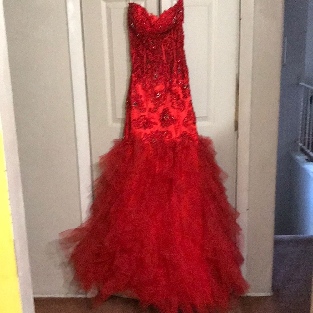 Red prom dress